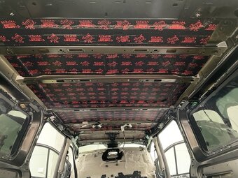 Ford Tourneo Custom - 15