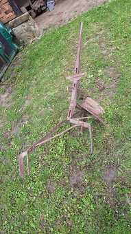Pluh, podmitače, ohrňovač za koňe - 15