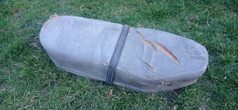 Kaslíky, sedlo a díly - 15