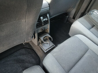 Vw Touran - panorama Navigace Tažné Webasto Bluetooth - 15