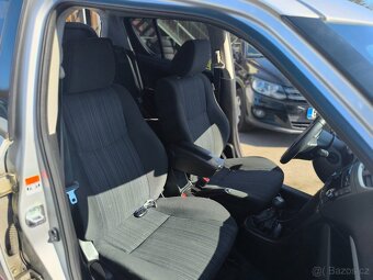 Suzuki Swift 1.3 DDiS 55kW Comfort,AAC,Temp,Keyless,1maj - 15