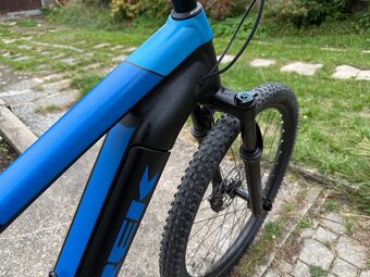 Trek Powerfly 5 (super stav) velikost L - 15