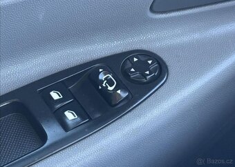 Fiat Scudo 2,0 SERVISKA,INVALIDNÍ RAMPA nafta manuál 100 kw - 15