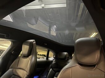PORSCHE TAYCAN 4S CROSS TURISMO  02.02.2022 - 15