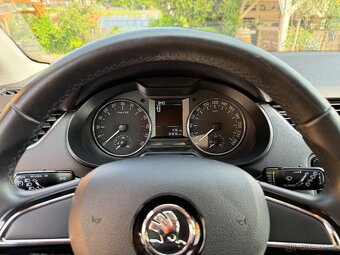 ŠKODA OCTAVIA KOMBI 2014 2.0TDI AMBITION 85.000km NOVÉ V ČR - 15