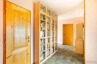 Byt 3+1, 82m² s lodžií, se zahrádkou a parkováním, Zavadilka - 15