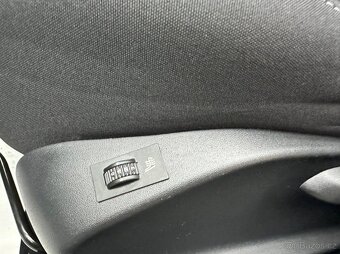 Prodávám Peugeot 2008 1,2 Turbo - 15