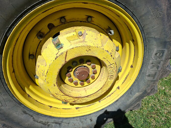 John Deere 7230R - 15