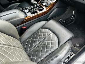 Audi A8 sedan - 15