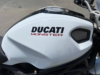 DUCATI MONSTER 696 - 15