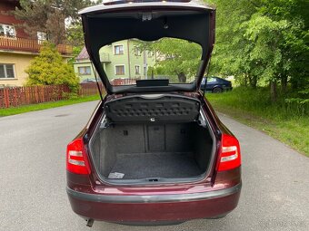 Škoda Octavia TOUR 1.6 75kw 1.majitel - 15