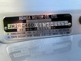 Honda VFR 800 Fi r.v. 2001 - 15