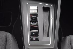 Volkswagen Golf 8 2.0 TDI r. 2023. 15948 km - 15