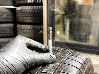 Originál kola VW 5x120 R16, pneu 215/65 R16 98H DOT2618 - 15