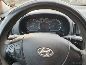 Hyundai I30 CW 1.6crdi COMBI 66KW r.v. 2010 - 15
