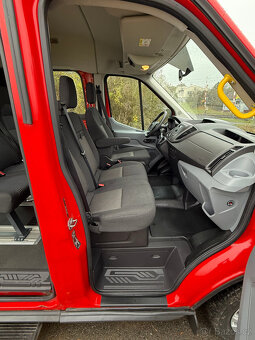 Ford Transit 2.2 TDCI rok 2015 9 Míst 68.247 km STK:10/27 - 15