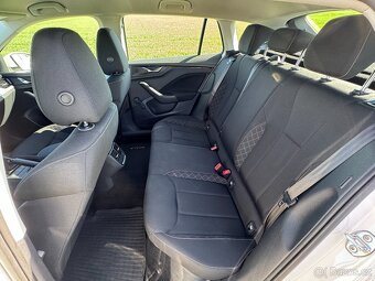 Scala 1.5TSI 110kW 87tis km DPH ČR - 15
