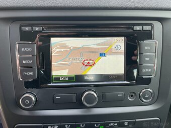 Škoda Yeti  2.0 TDI Elegance 4x4 DSG Navi - 15