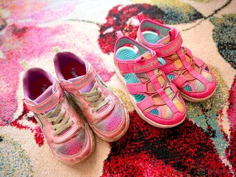 Balík dívčího oblečení + obuv - 15