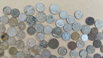 Mince v dřev.truhličce, konvolut minci, staré mince - 15