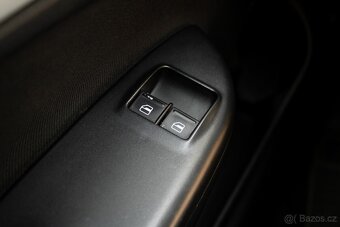 Škoda Octavia 1.6 MPI Ambiente - 15