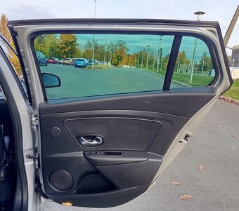 Renault Megane 1.4 TCE 96 kW - 1. Majitel | 2011 | 175.000km - 15