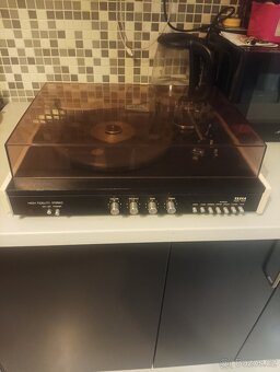 Gramofon Tesla NZC-420 - 15