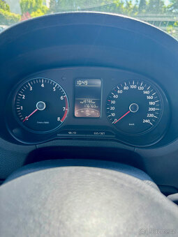 VW Polo 1.4i 16V  63kw - rok 2010 čistý, udržovaný - 15