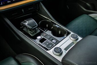 Volkswagen Touareg 3.0 R-Line / Night Vis, Pano, SK auto - 15