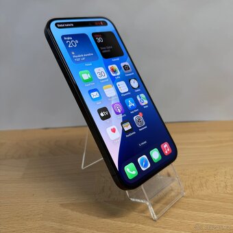 iPhone 15 Pro 256GB, černý, eSIM (12 měsíců záruka) - 15