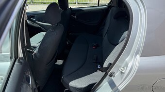 Toyota Yaris //1.0VVT-i//48kW//KLIMA//91TKM//1MAJITEL// - 15