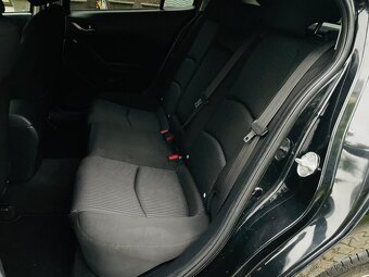 Mazda 3 2.0i BENZÍN MANUÁL VÝHŘEV SENZORY SERVISKA - 15