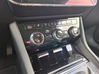 Škoda Superb 3 Combi L&K 2.0 TDI 140 kw, ČR, DSG, DPH, DCC - 15