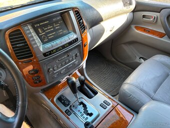 Toyota LandCruiser HDJ100 4,2 - 15