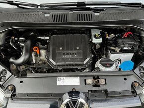 VW UP 1.0MPi, r.2012, serviska, stk, sada pneu - 15
