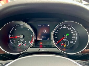 Volkswagen Golf Sportsvan 2,0 TDi DSG EXECUTIVE / 2016 - 15