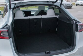 Tesla Model Y Long Range Dualmotor AWD ODPOČET DPH - 15