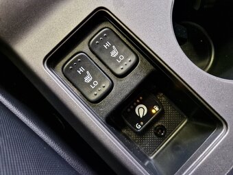 Honda CR-V 2.0i-VTEC 4X4 110kw-LPG-ACC-Navi-Tažné Zařízení - 15