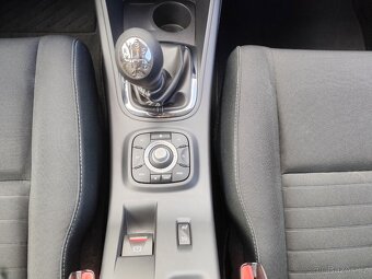 Renault Megane 1.6,16V,81kw.R.V.3/2015.STK Nová.Km 98 900 - 15