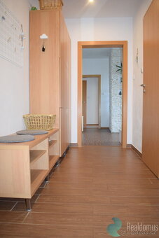 Pronájem, byt 3+1, sídl. Plešivec, Český Krumlov, lodžie, ko - 15