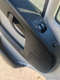 Peugeot Boxer 2.0Hdi 96 kW 190tkm Tažné 2,5t Supr stav - 15