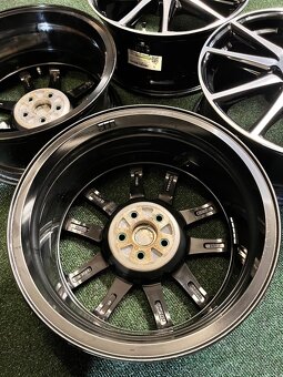5x100 R17 Originál Toyota GR86 - ET 48 - 15