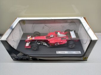 F1 FERRARI F2005 2005 RUBENS BARRICHELLO HOTWHEELS 1:18 - 15