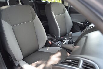 Ford Focus 1.6i 16V Cool&Connect PERFEKTNÍ STAV 91 500KM - 15