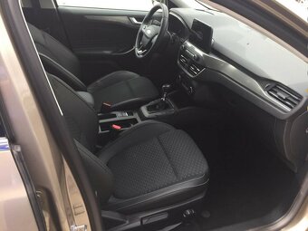 Ford Focus Combi 1,5 TDi, 88 kW, head-up display - 15