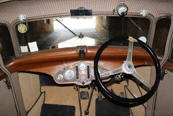 Panhard Levassor x72 Panoramique - 15