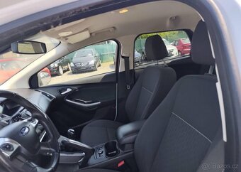 Ford Focus 1.0 74Kw, Výhřev. sed., Klima benzín manuál 74 kw - 15