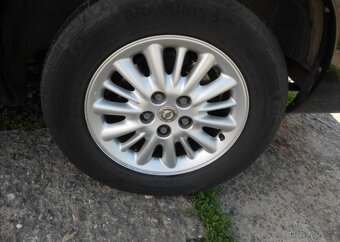 Chrysler Voyager 2,8 110 kW nafta - 15