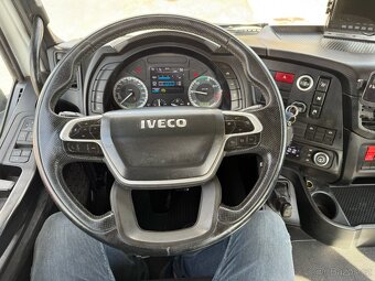 Iveco X-WAY 6X4 NOSIČ KONTEJNERŮ FORNAL 20T - 15