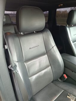 Jeep Grand Cherokee - 15